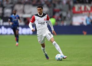 法兰克福总监：只要我们的要求得到满足，会放埃基蒂克离队