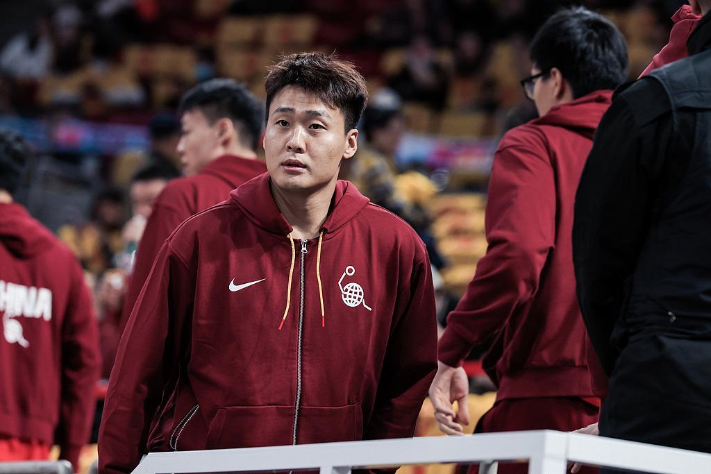 乐鱼体育娱乐-男篮21人名单！赵睿领衔，两人遗憾落选，场均5分之人入选引争议